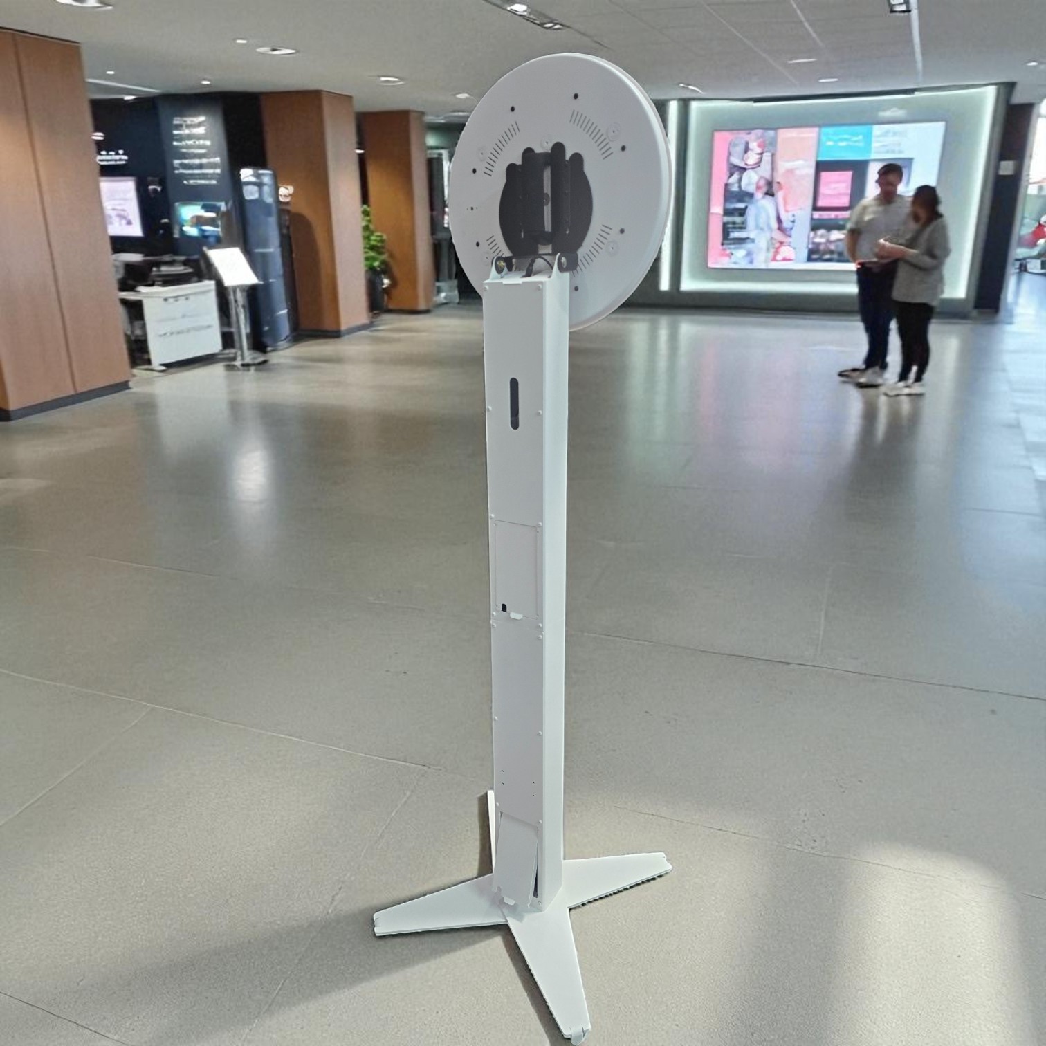 Roamer Stand - Image 12